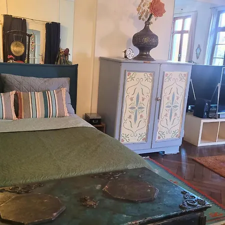 Appartement Ferienstudio Altstadtflair -loftfeeling Im Saengersaal In Der Stiftsstadt Mit Parkplatz