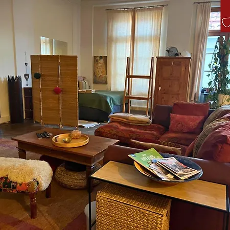 Appartement Ferienstudio Altstadtflair -loftfeeling Im Saengersaal In Der Stiftsstadt Mit Parkplatz Kempten im Allgäu