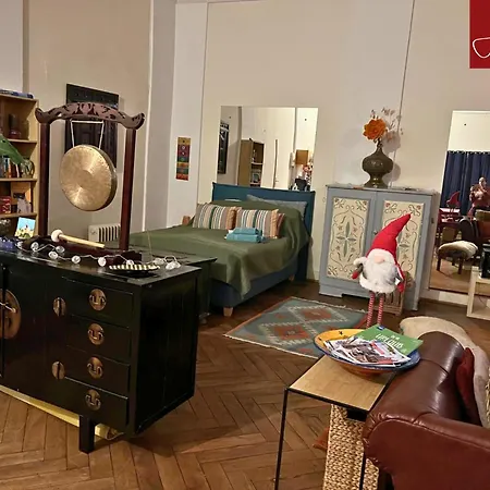 Ferienstudio Altstadtflair -loftfeeling Im Saengersaal In Der Stiftsstadt Mit Parkplatz * 肯普滕